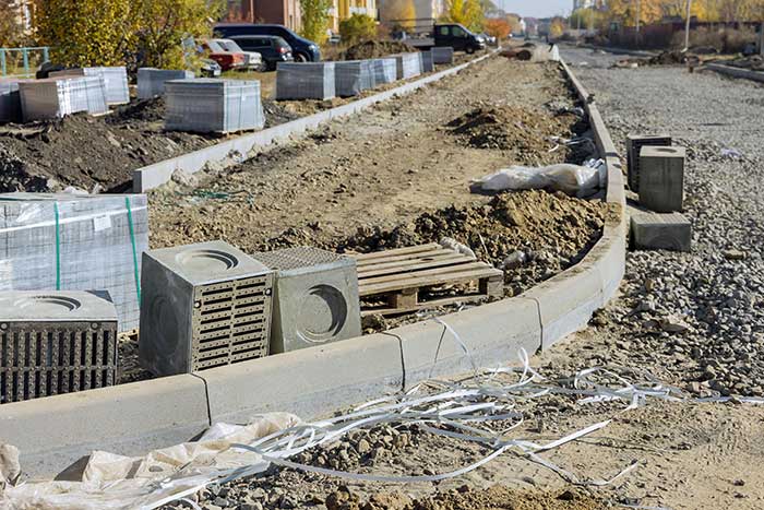 Laying for sewerage wells on new road of underground storm sewer